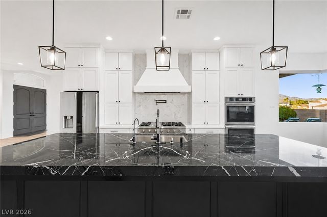 7580 Prancing Pony Court, Las Vegas, NV 89131