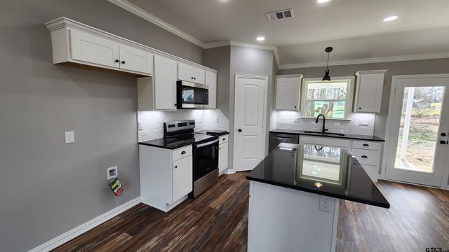 19831 N ST HWY 155, Frankston, TX 75763