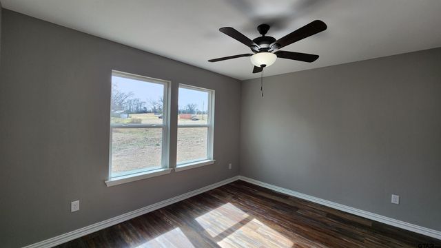 19831 N ST HWY 155, Frankston, TX 75763