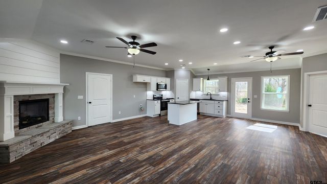 19831 N ST HWY 155, Frankston, TX 75763