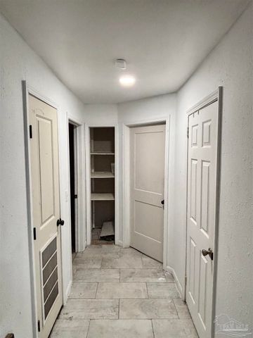 4832 W Spencer Field Rd, Pace, FL 32571