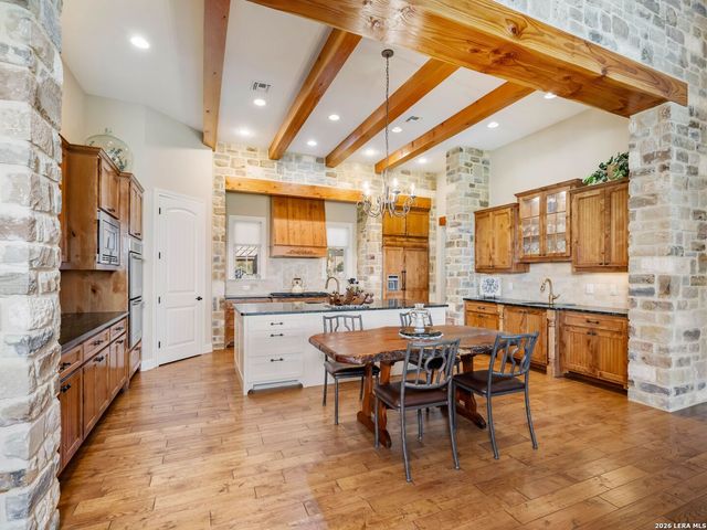 432 Starling Pass, Spring Branch, TX 78070