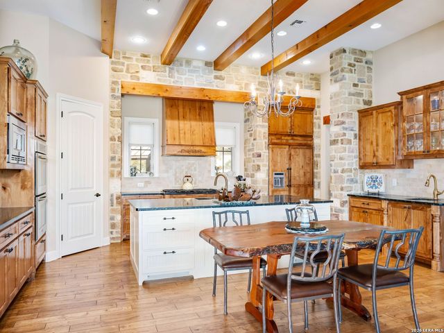 432 Starling Pass, Spring Branch, TX 78070