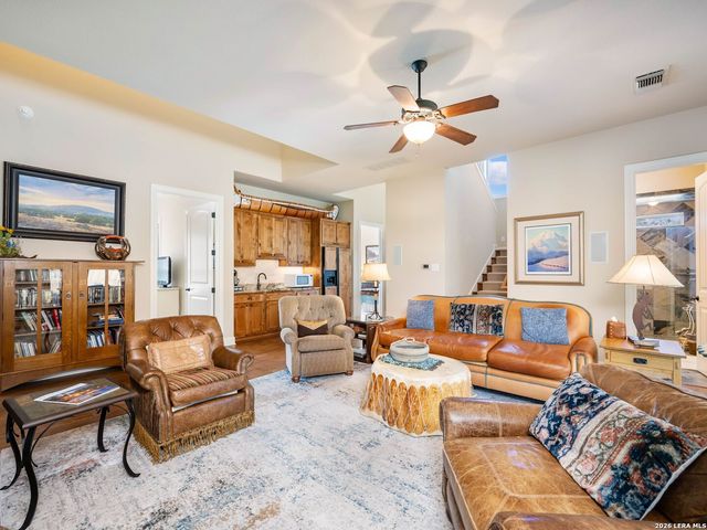 432 Starling Pass, Spring Branch, TX 78070