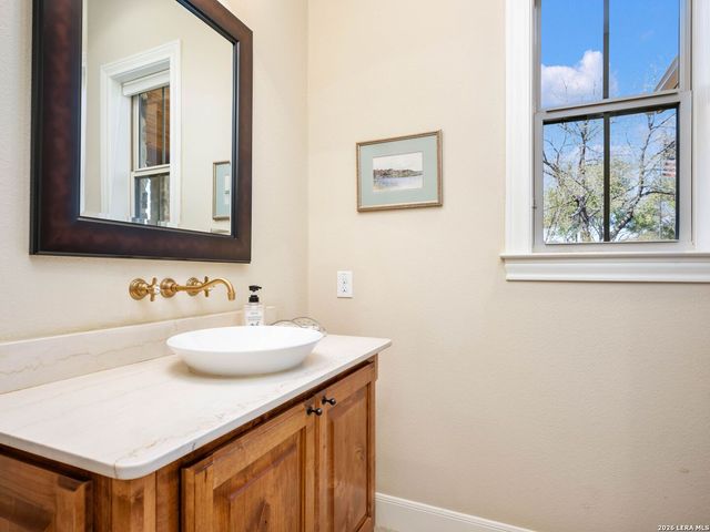 432 Starling Pass, Spring Branch, TX 78070