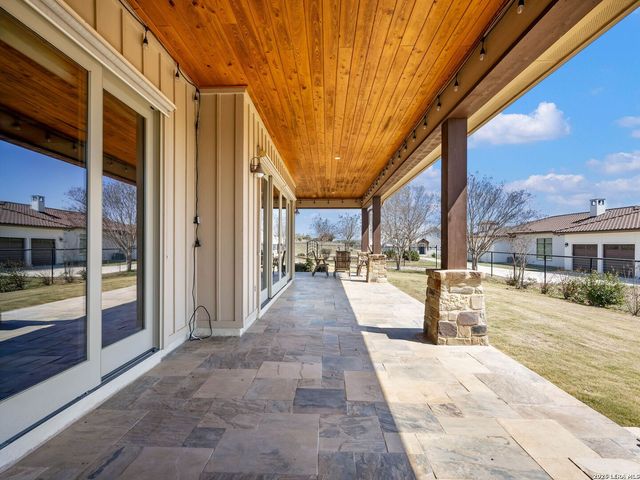 432 Starling Pass, Spring Branch, TX 78070