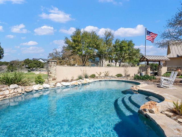 432 Starling Pass, Spring Branch, TX 78070