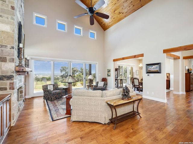 432 Starling Pass, Spring Branch, TX 78070