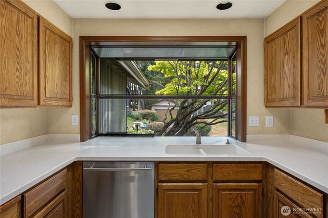 5108 60th Avenue Ct W, University Place, WA 98467