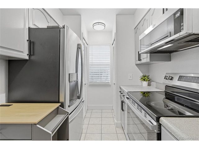 10701 W Dartmouth Ave, Lakewood, CO 80227