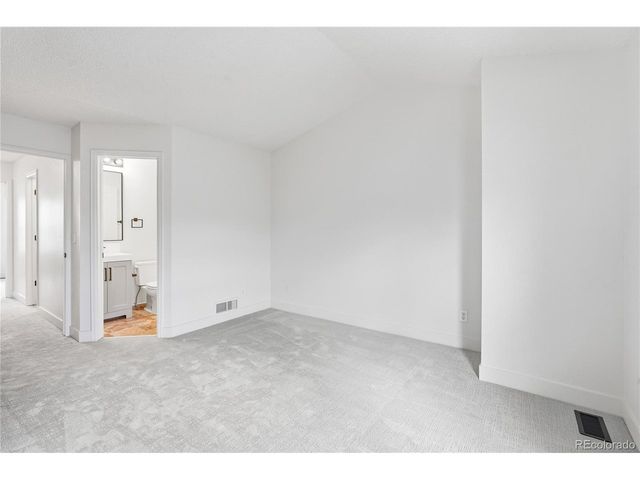10701 W Dartmouth Ave, Lakewood, CO 80227