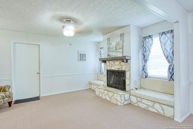 323 Hatcher Ave, San Antonio, TX 78223