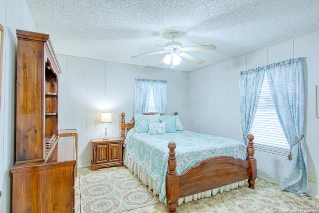 323 Hatcher Ave, San Antonio, TX 78223