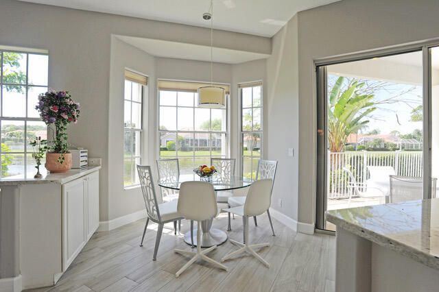 714 Pinehurst Way, Palm Beach Gardens, FL 33418