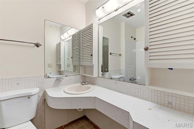 11625 Mehl Avenue, Florissant, MO 63033