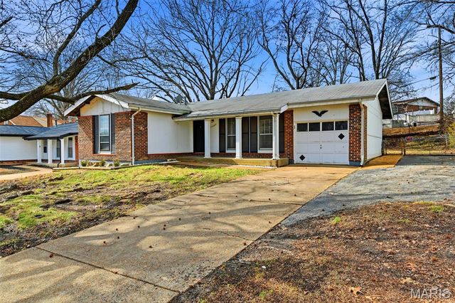 11625 Mehl Avenue, Florissant, MO 63033