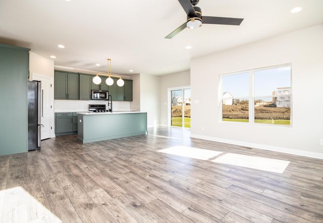 7620 E 115th Avenue, Crown Point, IN 46307