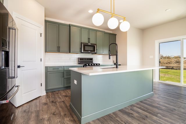 7620 E 115th Avenue, Crown Point, IN 46307