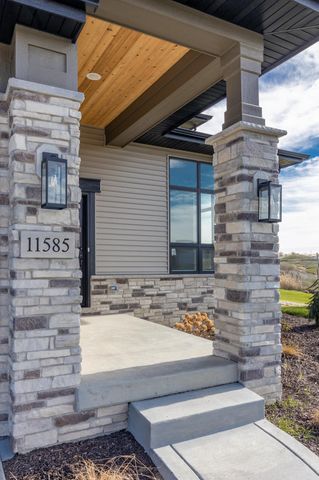 7620 E 115th Avenue, Crown Point, IN 46307
