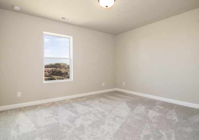 7620 E 115th Avenue, Crown Point, IN 46307
