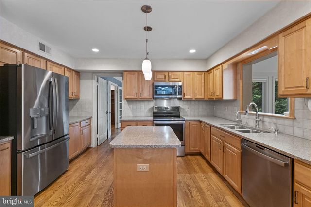 20646 HAZELNUT CT, Germantown, MD 20874
