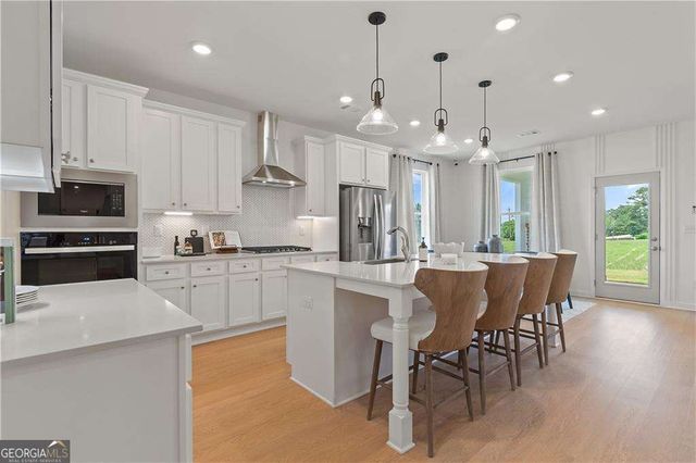 128 Compass Road, Hampton, GA 30228
