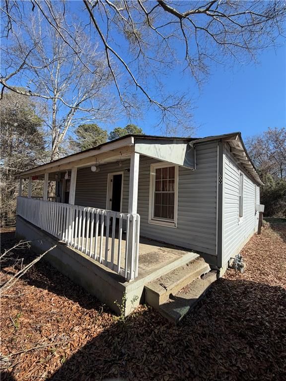 109 Barnesville Avenue, Barnesville, GA 30204