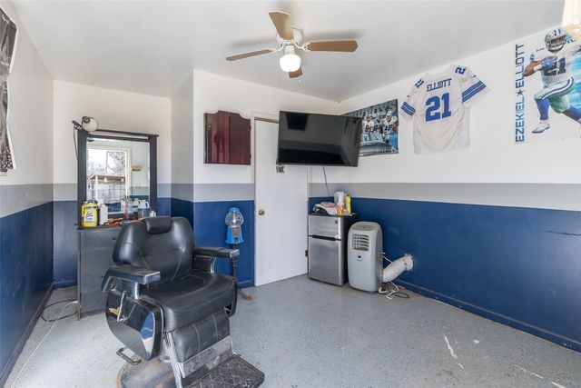 715 Avenue J, Anson, TX 79501