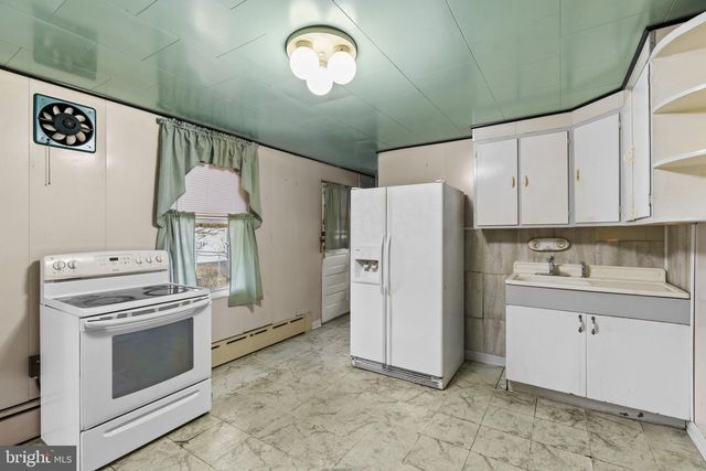 7627 CARSON AVE, Baltimore, MD 21224