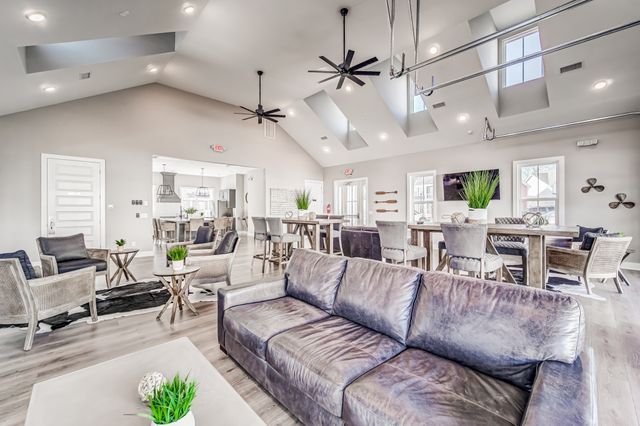 344 Twig PVT Court, Hendersonville, TN 37075