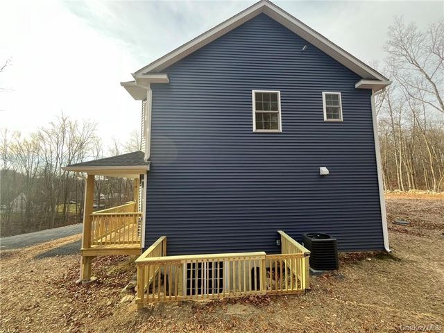 546 S Plank Road, Westtown, NY 10998