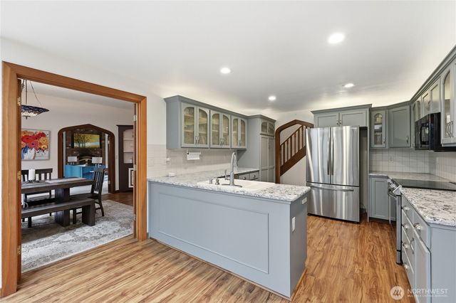 90 Oak Shore Drive, Port Townsend, WA 98368