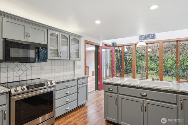 90 Oak Shore Drive, Port Townsend, WA 98368