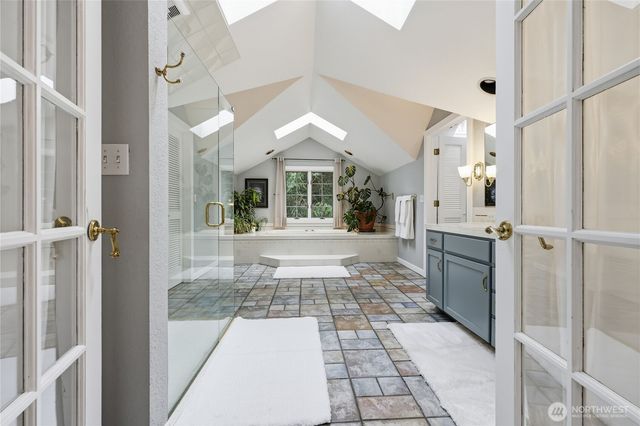 90 Oak Shore Drive, Port Townsend, WA 98368