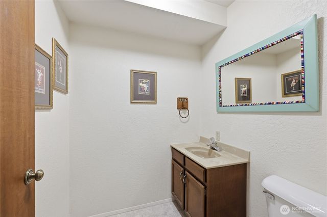 90 Oak Shore Drive, Port Townsend, WA 98368