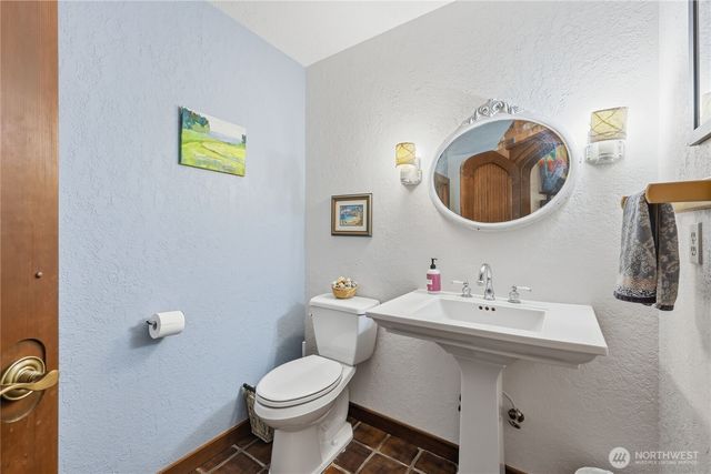 90 Oak Shore Drive, Port Townsend, WA 98368