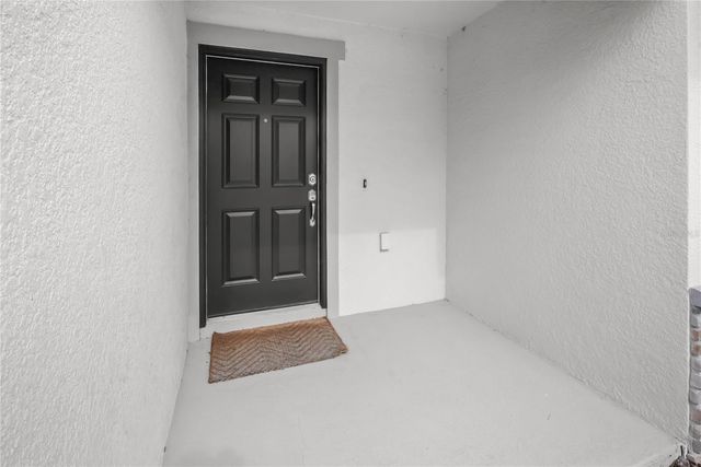 2726 IDYLL LAKES CIRCLE, Plant City, FL 33566