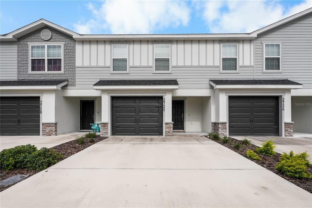 2726 IDYLL LAKES CIRCLE, Plant City, FL 33566