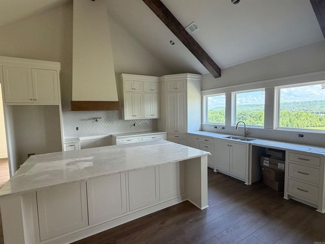280 Castleberry Road, Greenbrier, AR 72058