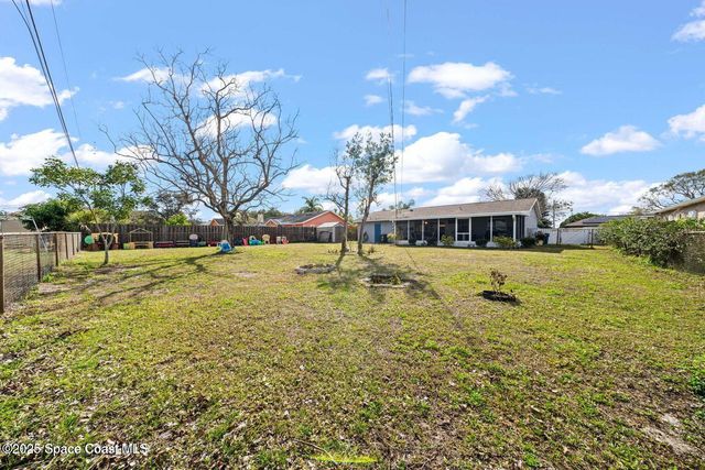 2145 Beekman Street NE, Palm Bay, FL 32905