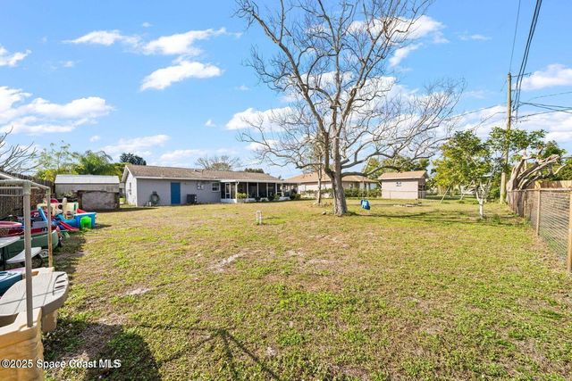 2145 Beekman Street NE, Palm Bay, FL 32905