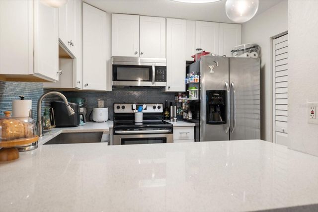 606 S ALBANY AVENUE 5, Tampa, FL 33606