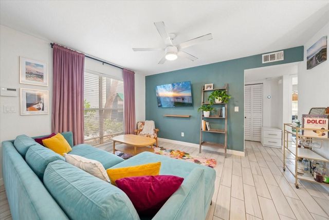 606 S ALBANY AVENUE 5, Tampa, FL 33606