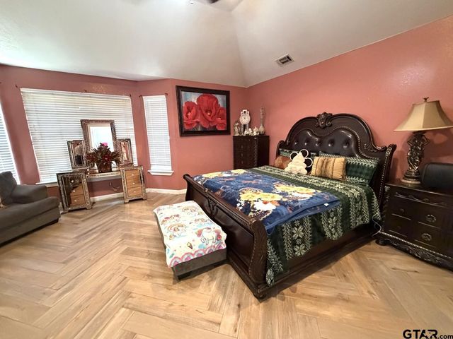 2122 GARDEN VALLEY ROAD, Tyler, TX 75702