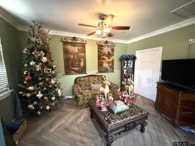 2122 GARDEN VALLEY ROAD, Tyler, TX 75702