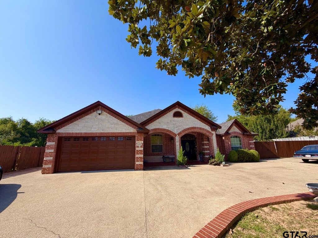 2122 GARDEN VALLEY ROAD, Tyler, TX 75702