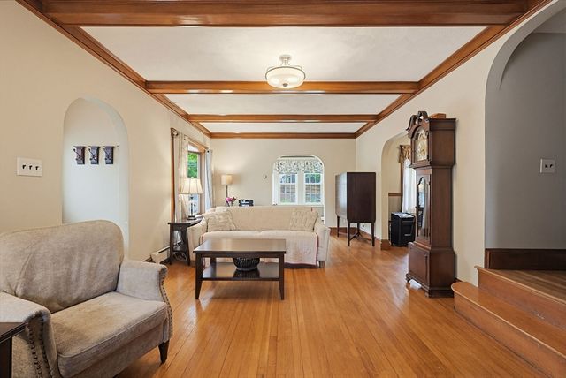 625 Canton Ave, Milton, MA 02186