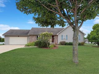 3136 EGAN LANE, Green Bay, WI 54311