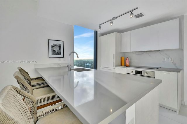 501 NE 31st St 3708, Miami, FL 33137