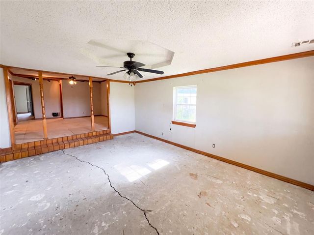 20509 E Reno Avenue, Harrah, OK 73045